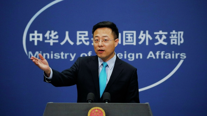 Китай осудил комментарии США по незаконным акциям в России