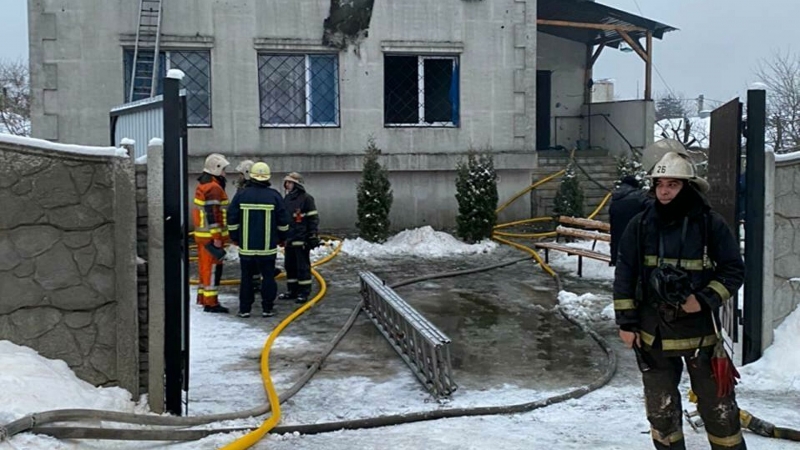 При пожаре в доме престарелых в Харькове спасли девять человек