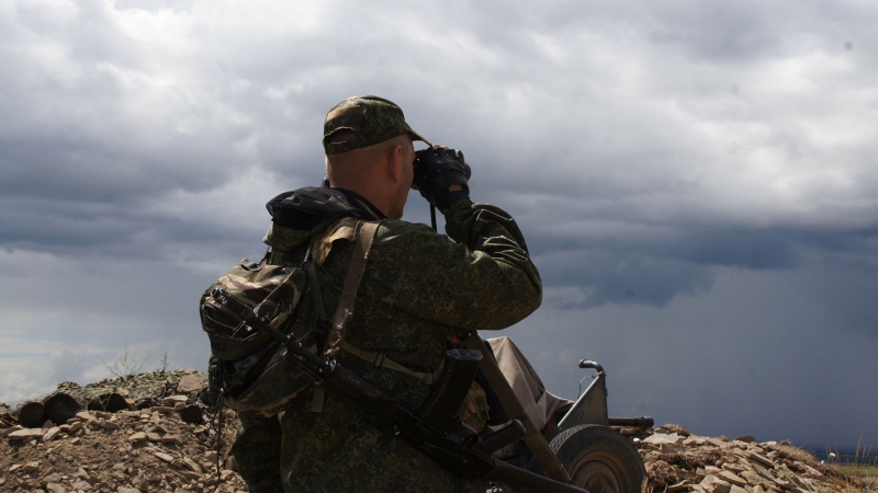 Украинские силовики начали обстрелы после пяти дней тишины, заявили в ЛНР