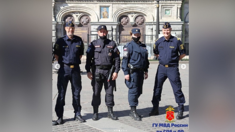 Полиция Швеции начала патрулировать улицы Петербурга перед матчем Евро-2020