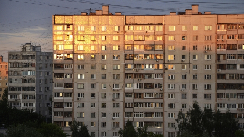 В Петербурге задержали мошенников, продавших несуществующие «льготные» квартиры