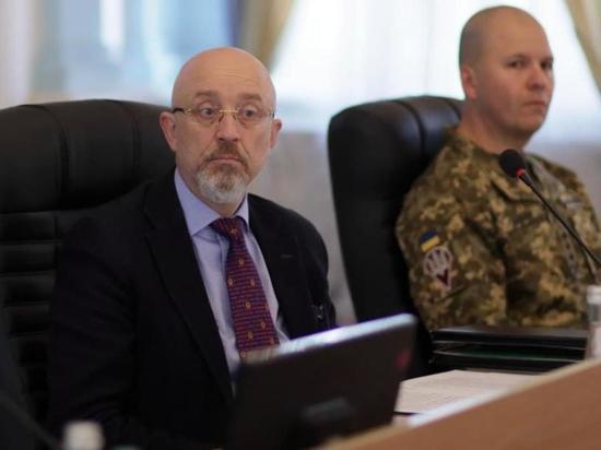 Министр обороны Украины: стратегия НАТО в отношении Москвы не работает и не будет