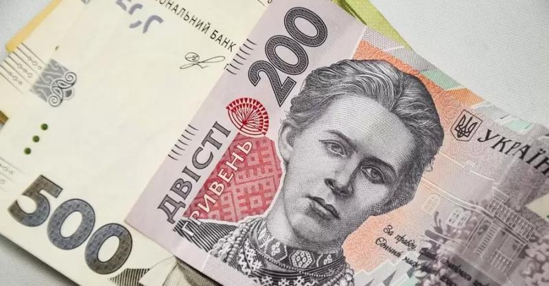 Украинцы стали чаще брать быстрые кредиты - средняя сумма займа увеличилась до 4500 гривен