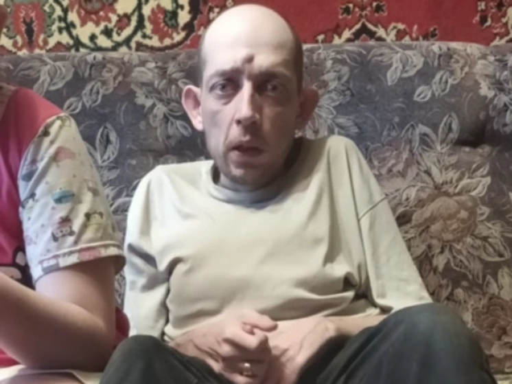 Отцу-одиночке, прикованному к инвалидной коляске, дали 12 лет тюрьмы за торговлю оружием