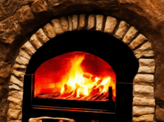 Печь камин для дома — практичный и стильный элемент интерьера, который создаст уют и атмосферу тепла и комфорта