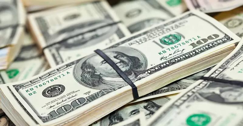 После санкций США Мосбиржа остановила торги по доллару и евро