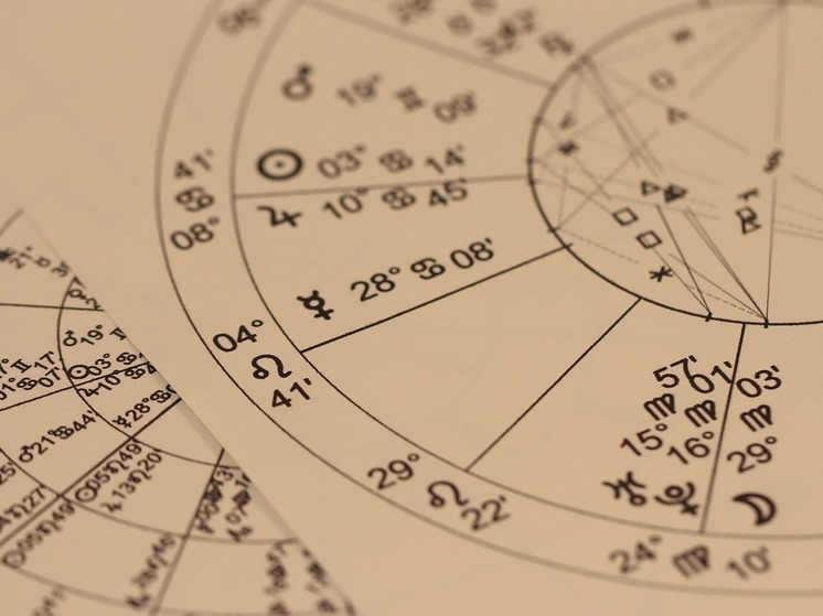 Математик доказал случайность предсказаний астрологов: плохая новость для любителей гороскопов