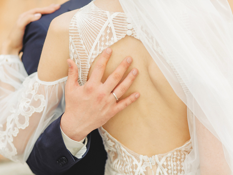 Неравный брак: зачем русской Маше таджикский Мухаммед в мужья