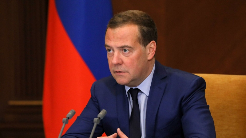 Медведев оценил решение Украины ввести санкции против Медведчука