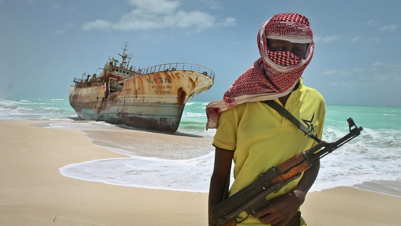 Пираты захватили в плен 15 моряков в Гвинейском заливе