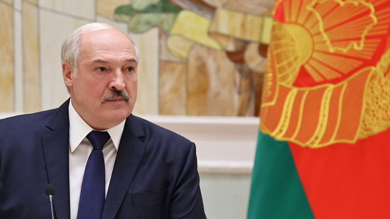 В Белоруссии дали год колонии мужчине, публично оскорбившему Лукашенко